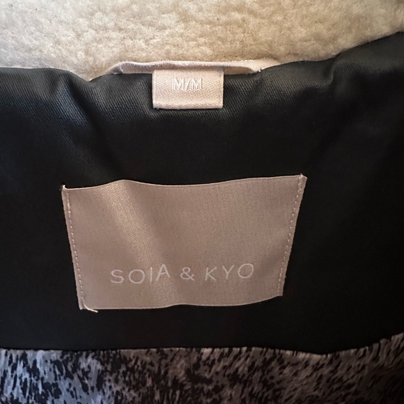 SOIA & KYO Women’s Black Parka, Size Medium - Picture 6 of 12